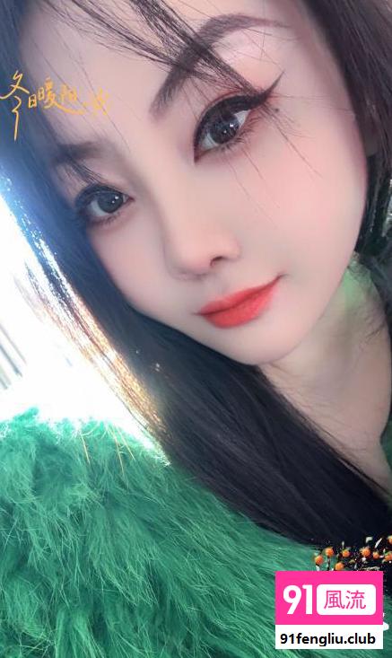 天府二街大胸美女